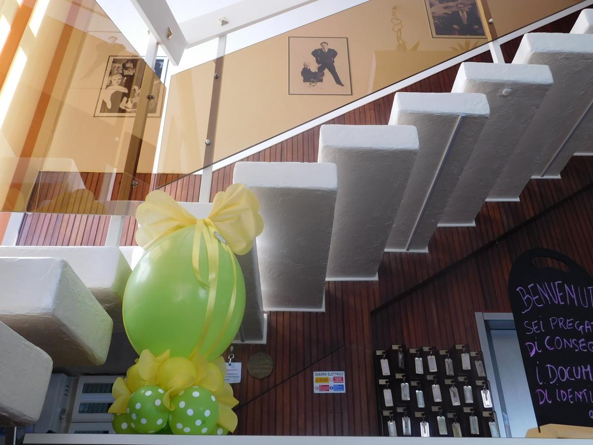Hotel Dolores 리미니 외부 사진