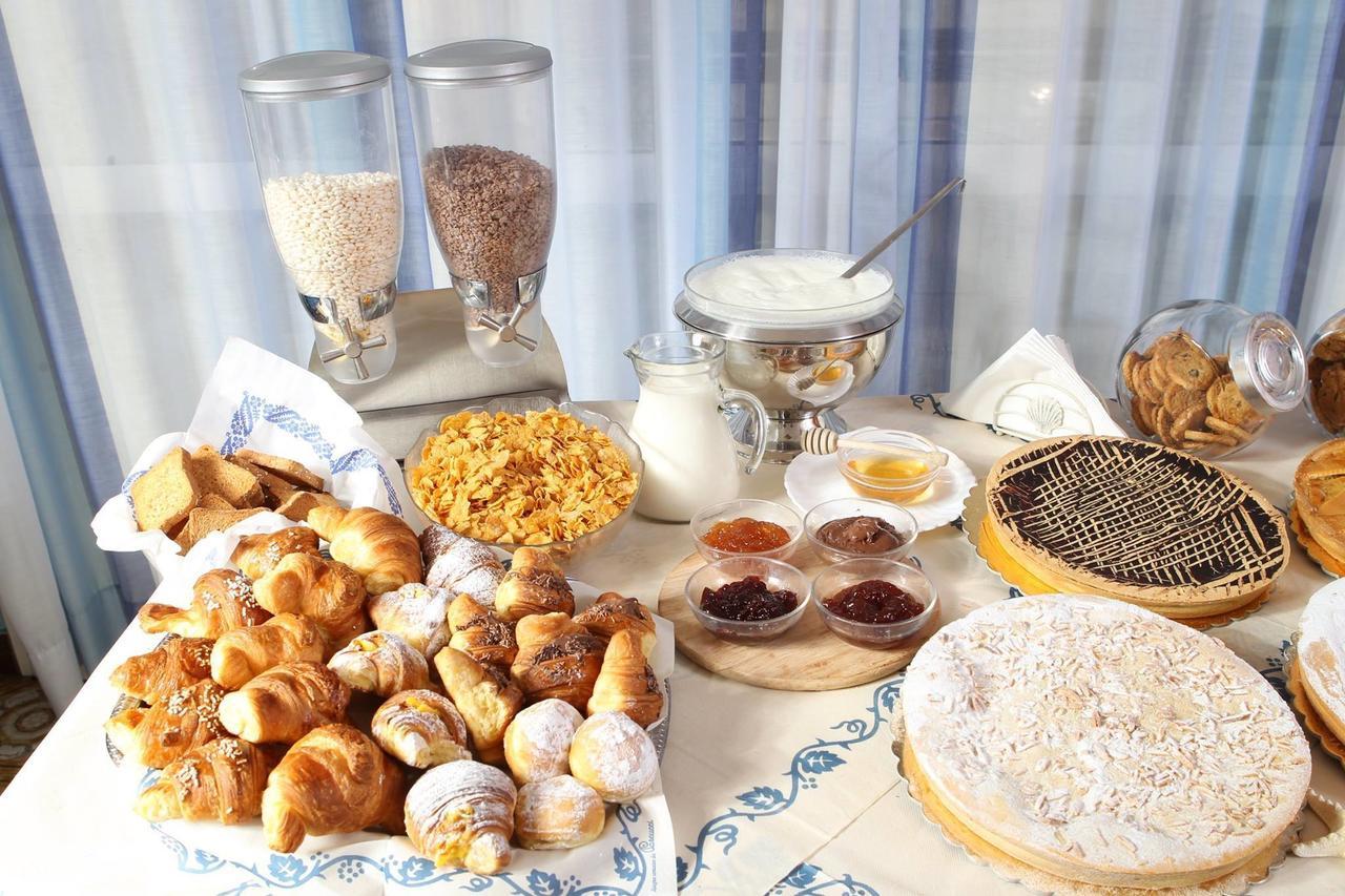Hotel Dolores 리미니 외부 사진